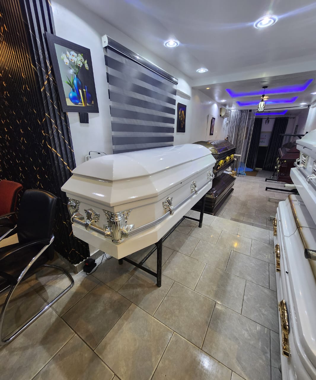 Ivory Silver Showroom Casket